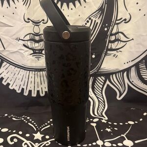 HydraPeak Black Leopard Stainless Tumbler with Handle